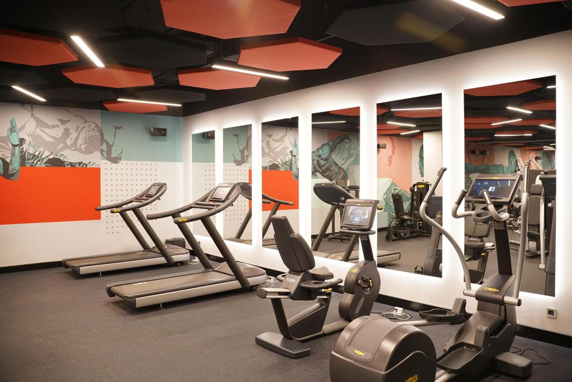 Novotel Bishkek City Center מראה חיצוני תמונה