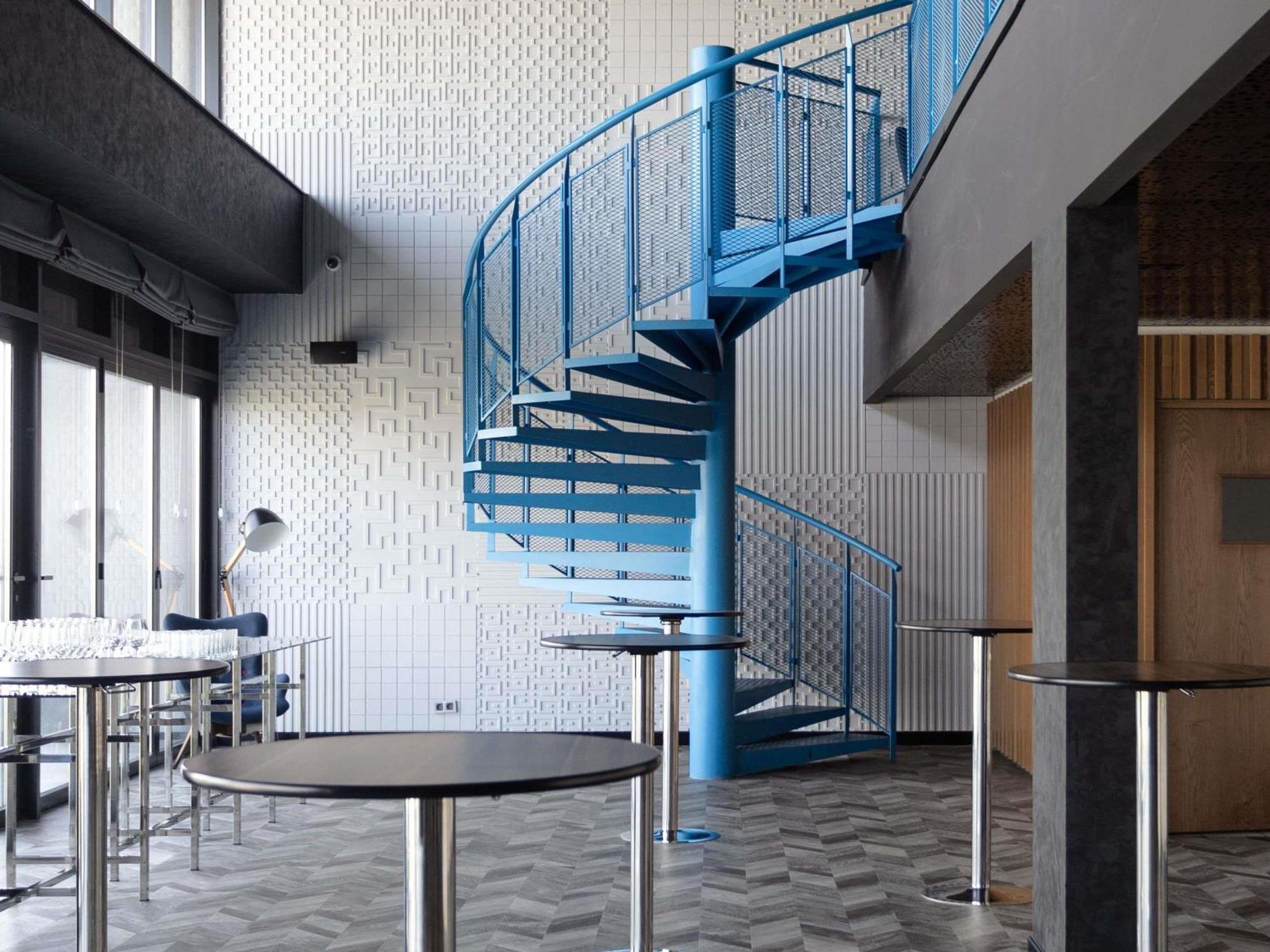 Novotel Bishkek City Center מראה חיצוני תמונה