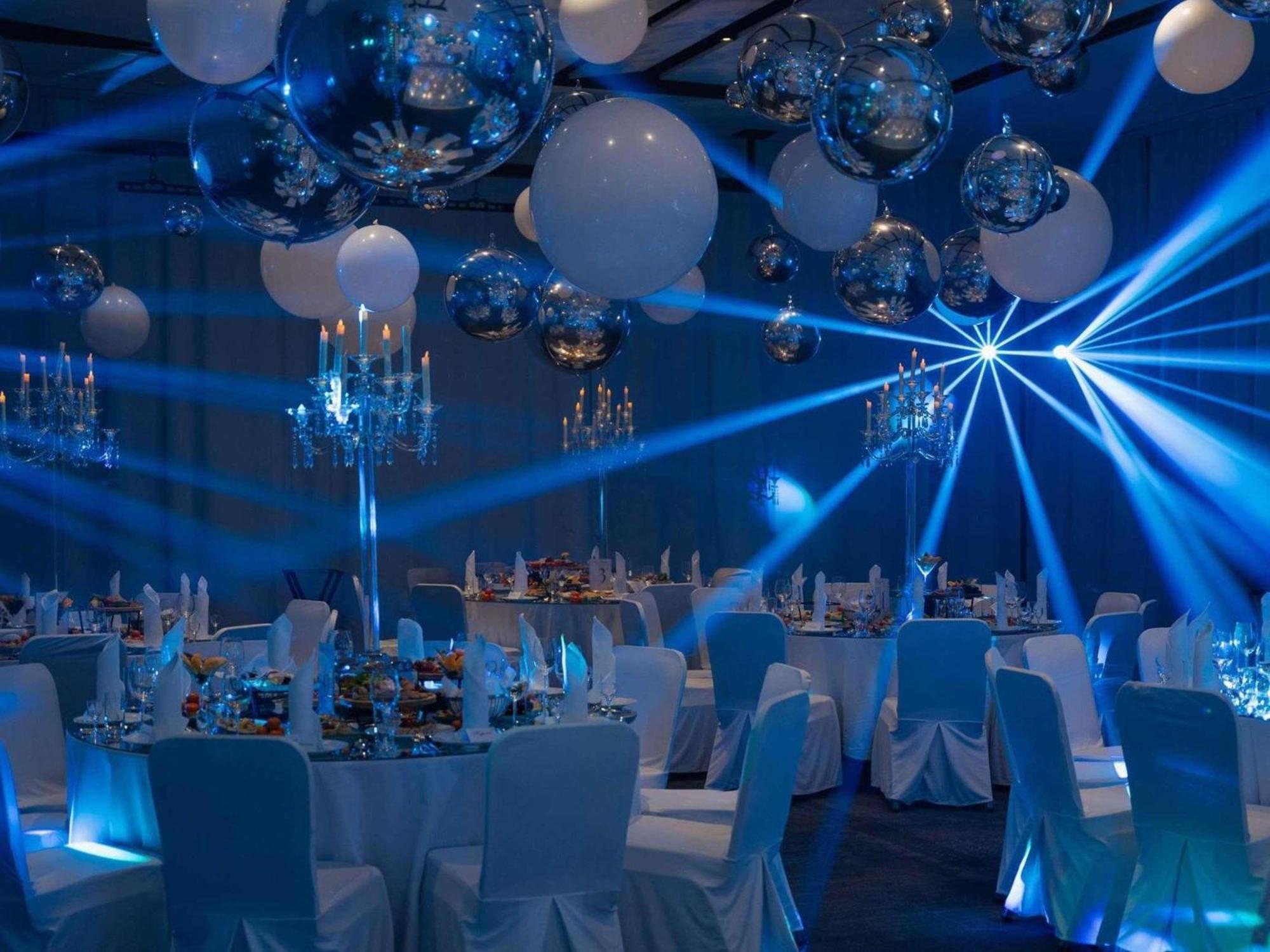 Novotel Bishkek City Center מראה חיצוני תמונה